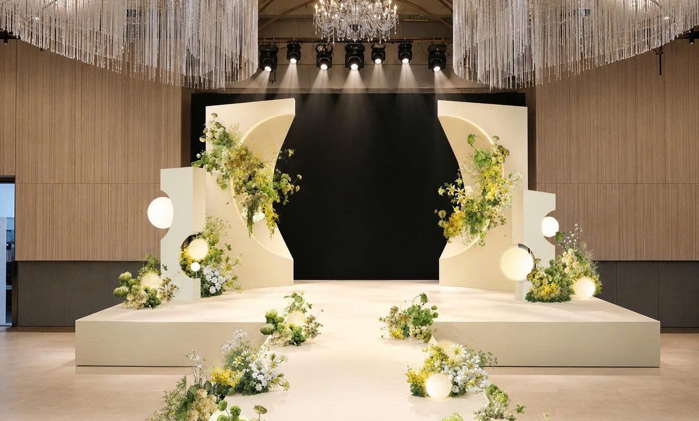 Rendering of the stage and aisle