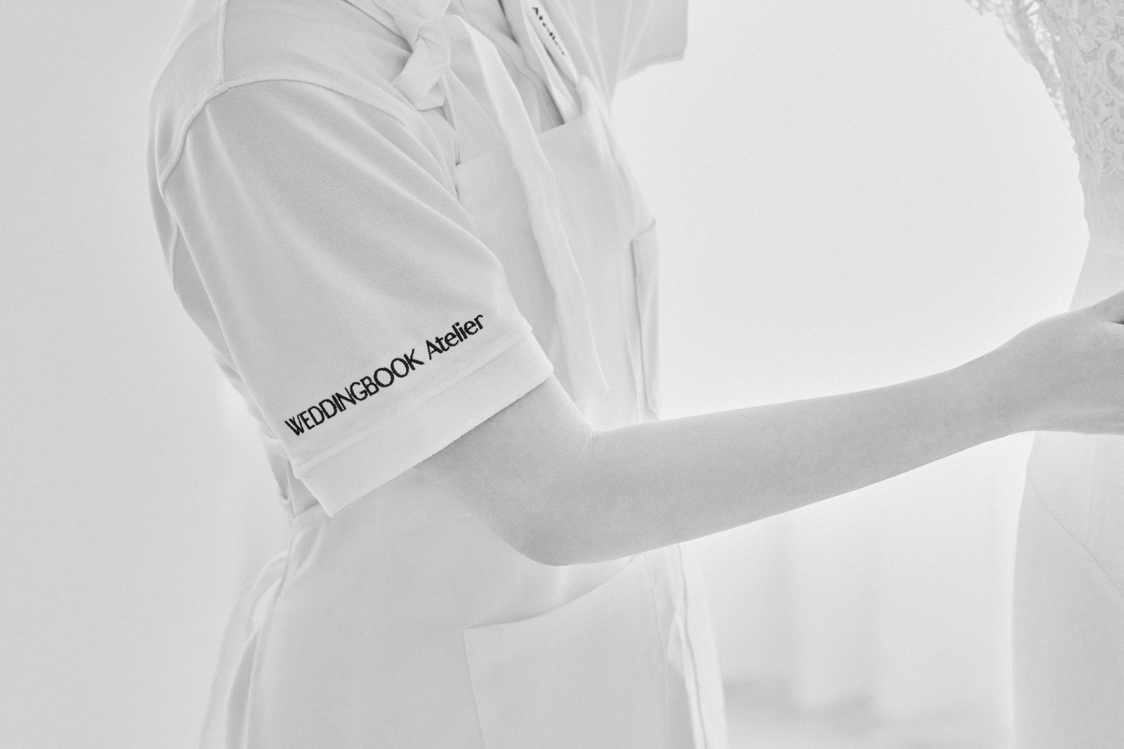 WEDDINGBOOK Atelier staff uniform